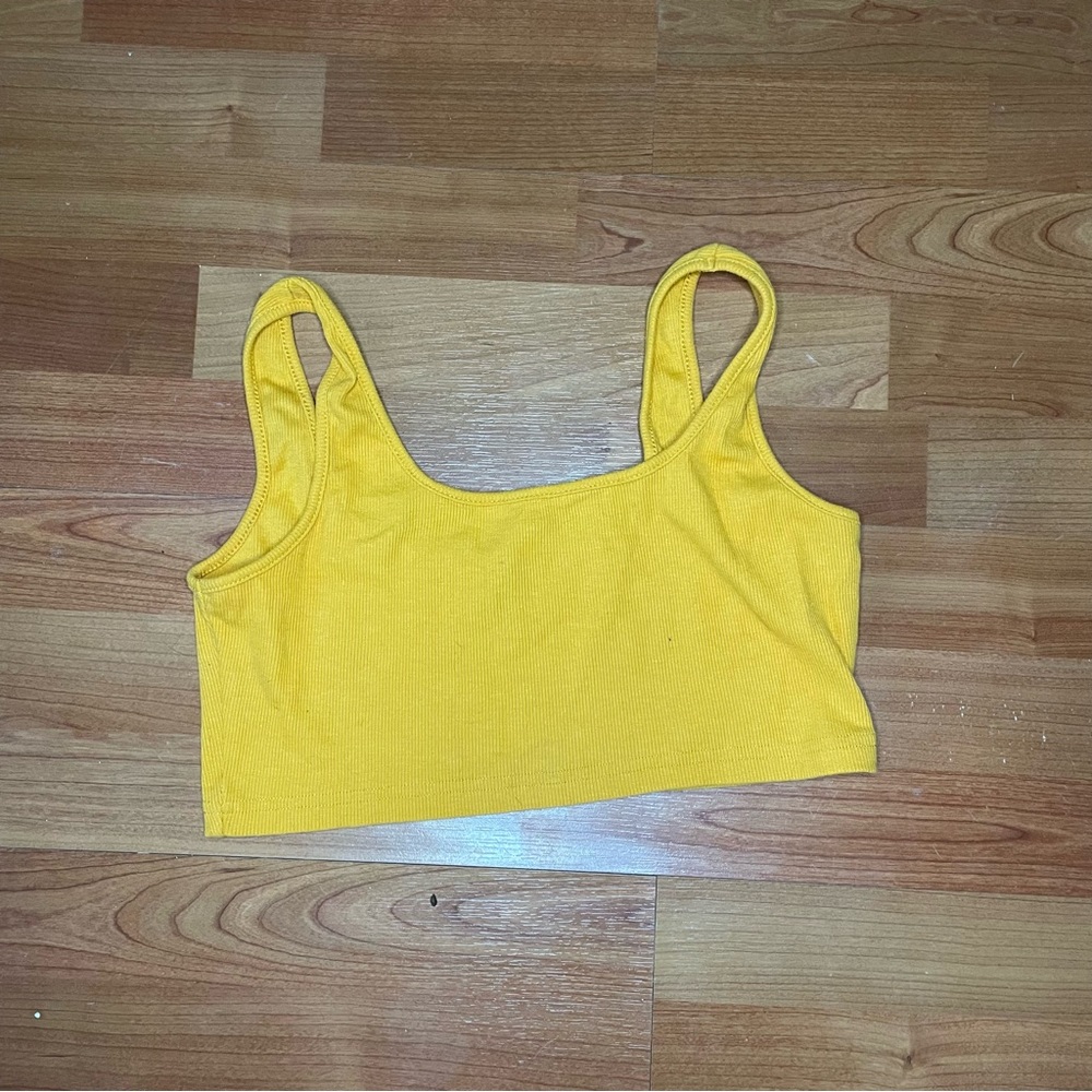 crop top